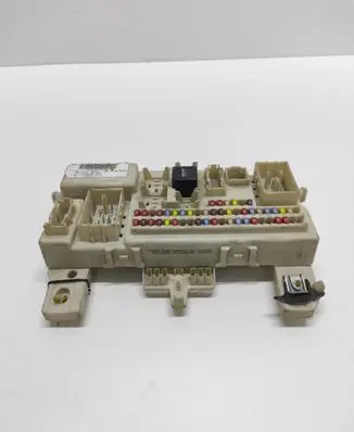 Ford Focus Fuse module A000280 97RA000001 97RA012018