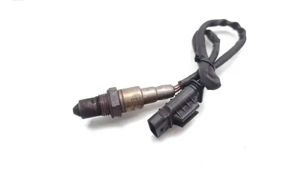 BMW 5 F10 F11 Lambda probe sensor 8589104 0281004616