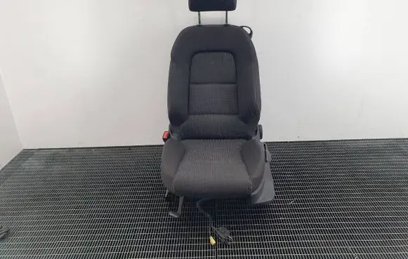 Audi A3 S3 8P Front driver seat 