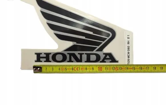 Honda Legend III KA9 Manufacturer badge logo/emblem 17526-MCW-D60ZA