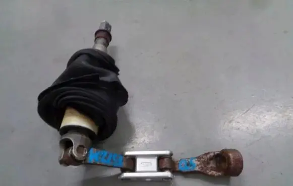 Mercedes-Benz CLS C219 Steering wheel axle