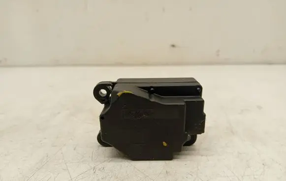 Volvo V50 Air flap motor/actuator 4N5H19E616