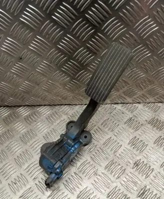 Hyundai i30 Accelerator throttle pedal