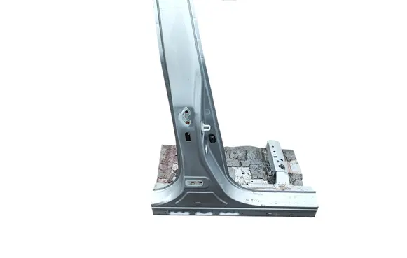 Toyota RAV 4 (XA40) Pillar (middle) 