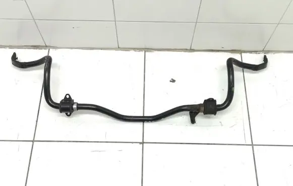 Toyota Avensis T250 Front anti-roll bar/sway bar