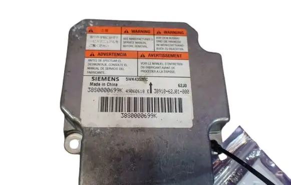 Suzuki Swift I Airbag control unit/module 