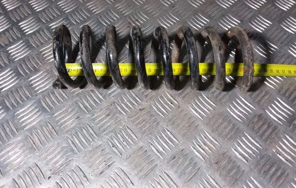 Mercedes-Benz CLK A208 C208 Rear coil spring