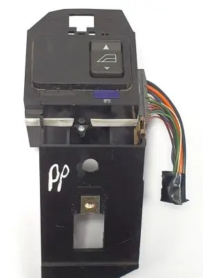 Jaguar XJ X300 Quarter vent window switch DBC11420