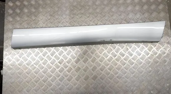 Toyota Highlander XU70 Front door trim (molding) 750710E110