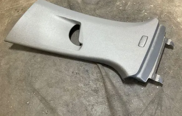 (B) pillar trim (top)