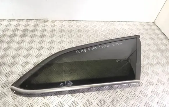 Ford Focus Rear side window BM51N297B00F DOT682AS3M5540 43R001604
