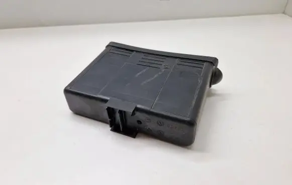 BMW X3 E83 Dashboard storage box/compartment 3413359