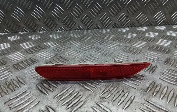 Nissan Qashqai Rear tail light reflector 25023005