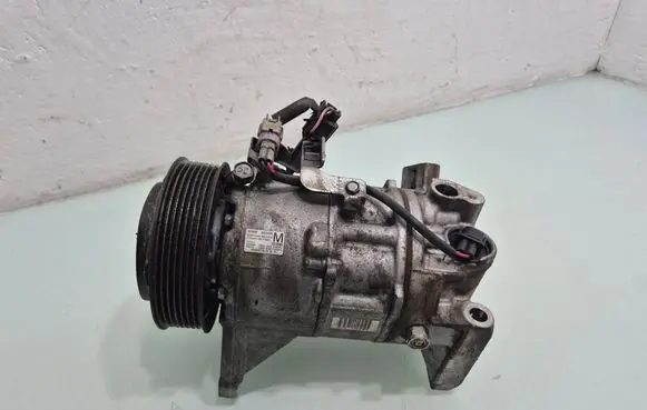 Nissan Murano Z52 Air conditioning (A/C) compressor (pump) 926005AA0A