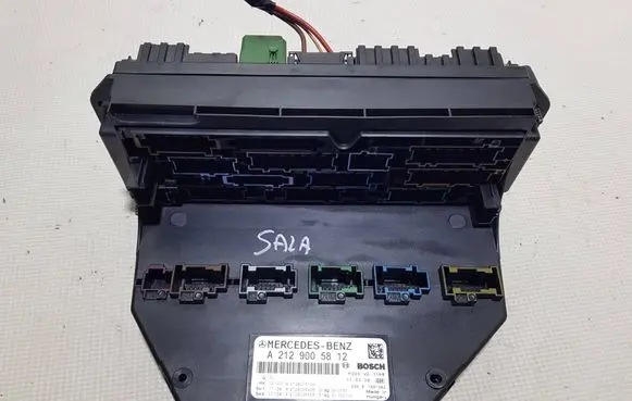 Mercedes-Benz E W212 Central body control module A2129005812FR AA2129005812