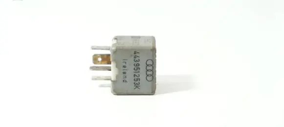 Audi A4 S4 B5 8D Other relay 443951253K
