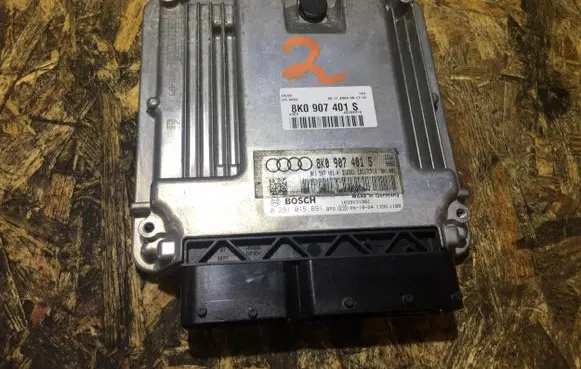 Audi A5 8T 8F Engine control unit/module ECU