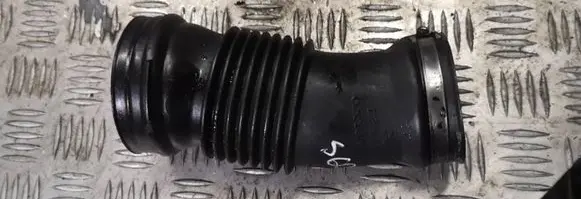 Volvo S60 Air intake hose/pipe 30769233