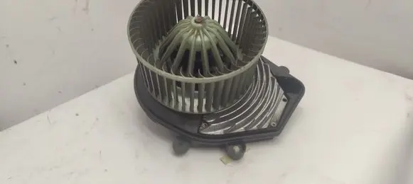 Audi A4 S4 B5 8D Heater fan/blower 8D1820021