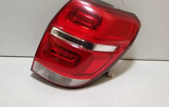 Chevrolet Captiva Rear/tail lights 6655U E1313681