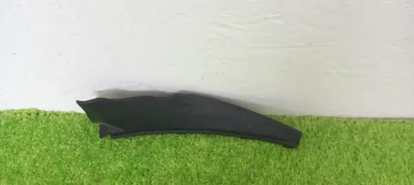 Mercedes-Benz Citan II Wiper trim 668101478R