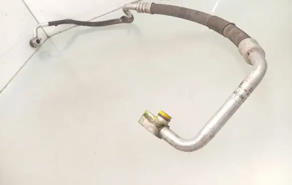 Audi A4 S4 B7 8E 8H Air conditioning (A/C) pipe/hose 8E0260707AT