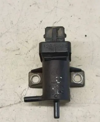 Nissan Qashqai+2 Turbo solenoid valve 8200762162
