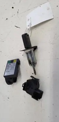 Opel Corsa C Ignition lock 13168306 5WK47631 13144390