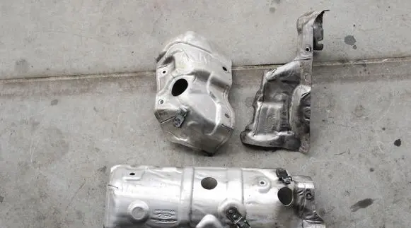 Ford Focus Heat shield in engine bay 120KM