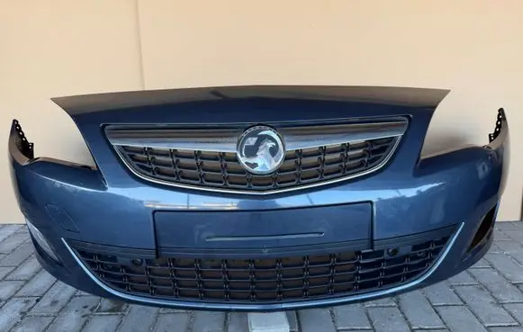 Opel Astra J Front bumper 13264403