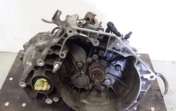Suzuki SX4 Manual 5 speed gearbox 79JA