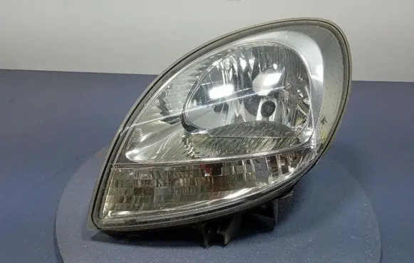 Renault Kangoo I Headlight/headlamp 8200236590