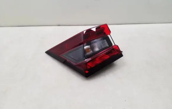 Nissan Juke II F16 Rear/tail lights 265556PA0A