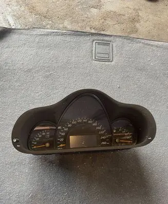 Mercedes-Benz C W203 Speedometer (instrument cluster) A2035404511 110080169005