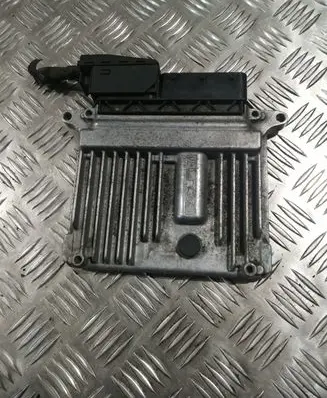 Mercedes-Benz E W211 Engine control unit/module A6461509978 A0034469040 28080027