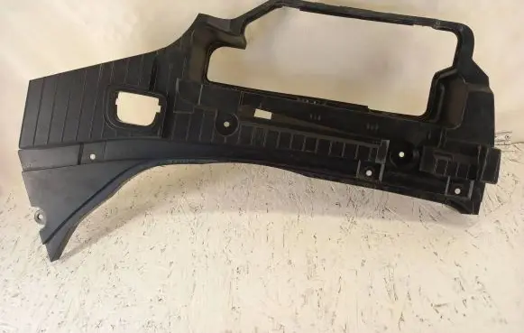 BMW 7 E65 E66 Other trunk/boot trim element 51478236322 8236322