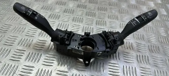 Hyundai Santa Fe Wiper turn signal indicator stalk/switch 934102W630