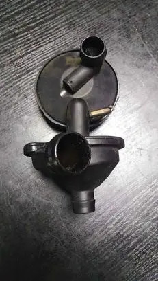 BMW 3 E46 Oil breather separator 7501566