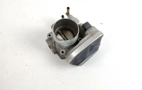 Skoda Octavia Mk2 (1Z) Throttle valve 06A133062AB A2C53042125