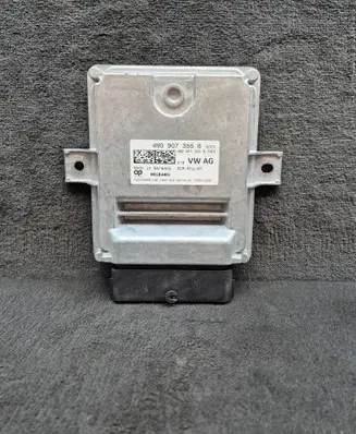 Audi Q7 4M Adblue control unit 4M0907355B 4M0907355F