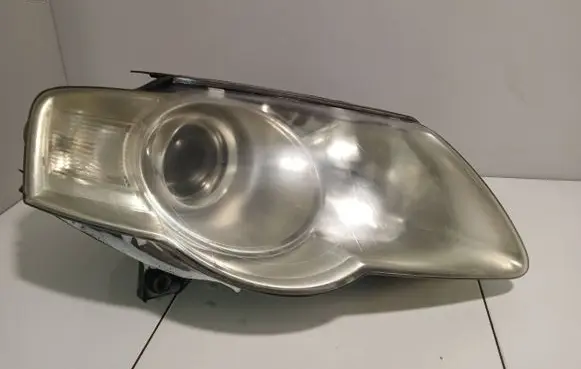 Volkswagen PASSAT B6 Headlight/headlamp 1EL24701402