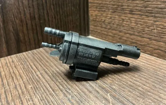 Mercedes-Benz Sprinter W901 W902 W903 W904 Turbo solenoid valve 0025401497