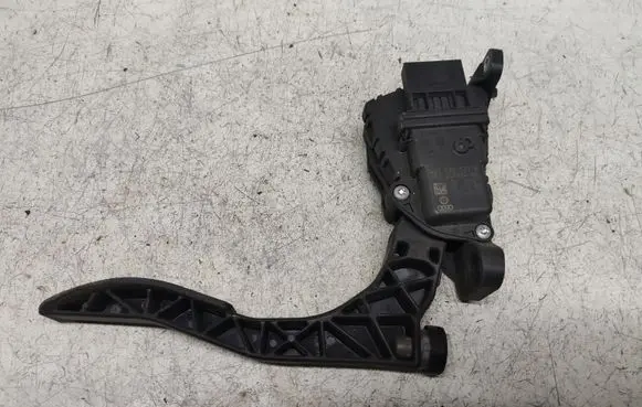 Audi A6 S6 C6 4F Accelerator throttle pedal 4F1723523B