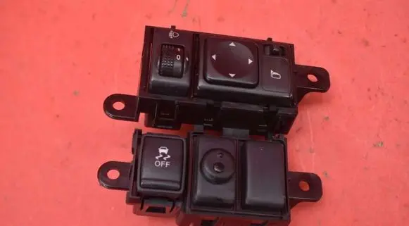 Nissan Juke I F15 Mirror heating switch B48600