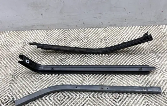 Renault Express Other exterior part 777606702R
