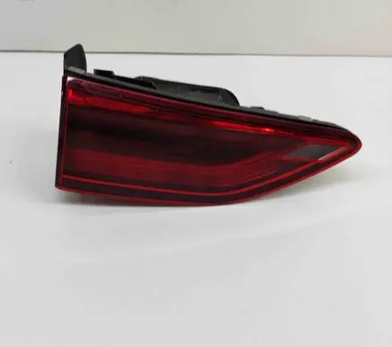 Tailgate rear/tail lights