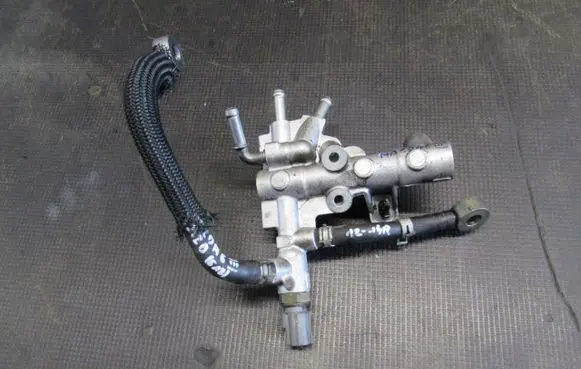 Mazda 6 ABS pump bracket 