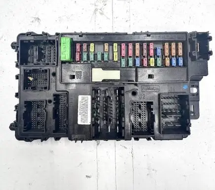 Ford Fusion II Fuse module DG9T14B476B