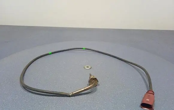 Volkswagen PASSAT CC Sensor 04L906088BB