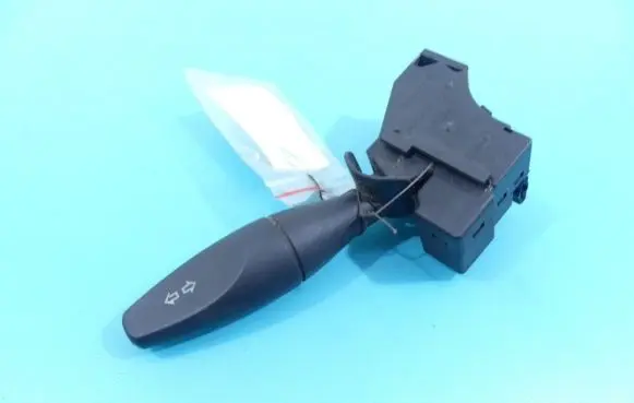 Ford Focus Headlight wiper switch 98AG-13335-AE IMPRK1159161